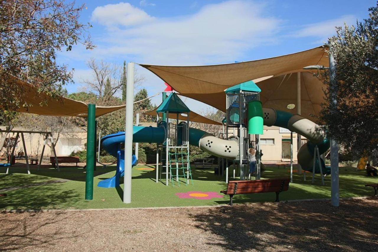 Villa Etnachta Kibbutz Afik Extérieur photo